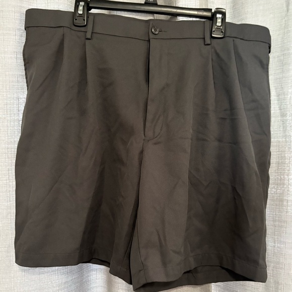 PGA Tour Men's Charcoal Pleared Front Shorts - Picture 1 of 7